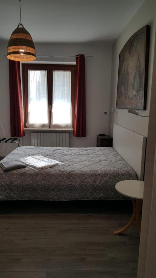 Santa Caterina Apartment Crema Bagian luar foto